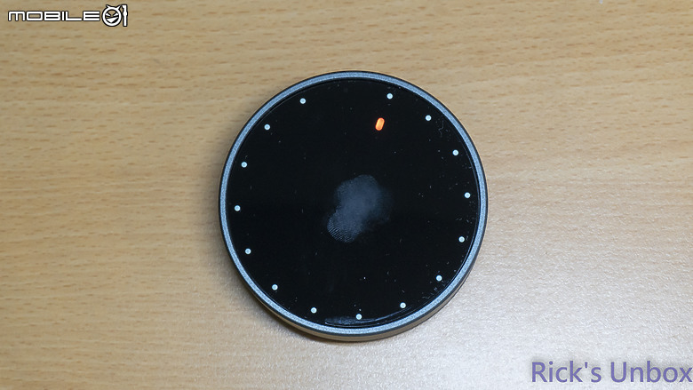 【開箱】為眼睛帶來更好的工作環境 | Elesense Gemini-Light Ultra E1133