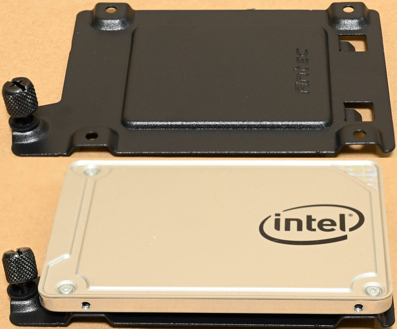 ANTEC FLUX PRO機殼開箱