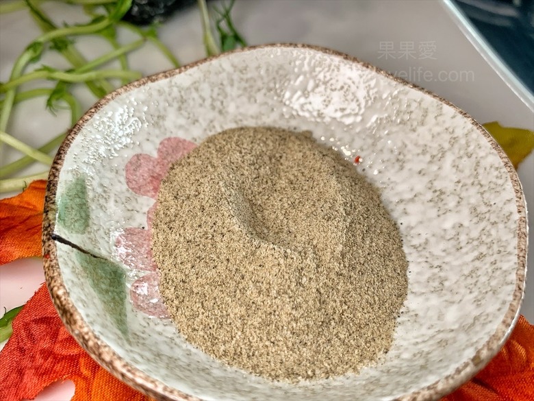 點我看大圖 是水產店也是海產店,餐廳以預約制訂餐,沒有固定菜單,餐點色香味俱全,絕不能錯過先滷後炸的香酥鴨