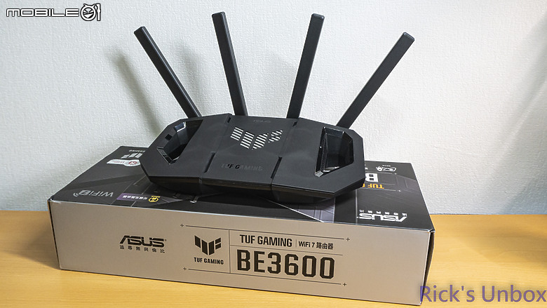 點我看大圖 【開箱】主流WiFi7遊戲路由器 | TUF Gaming BE3600 WiFi 7