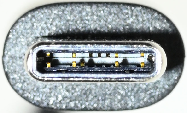 綠聯UGREEN能量湃Pro 48000mAh行動電源開箱