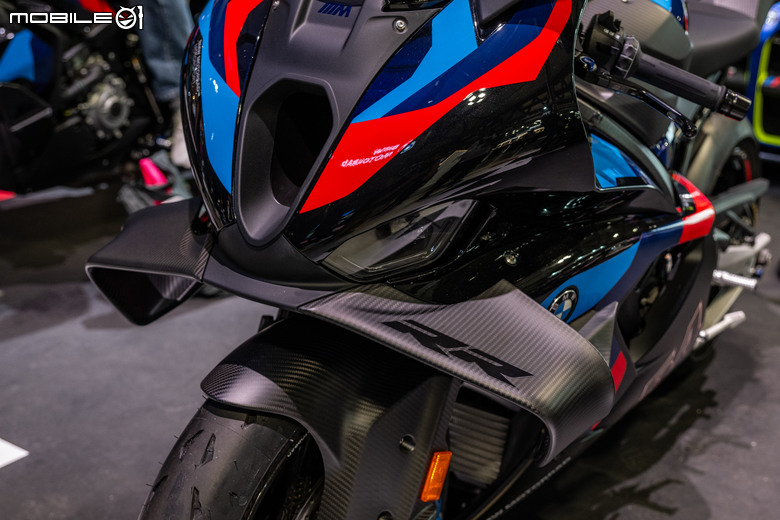 【2024 EICMA】BMW Motorrad回歸！二輪M Power傾巢而出，Rossi戰車驚喜現身！