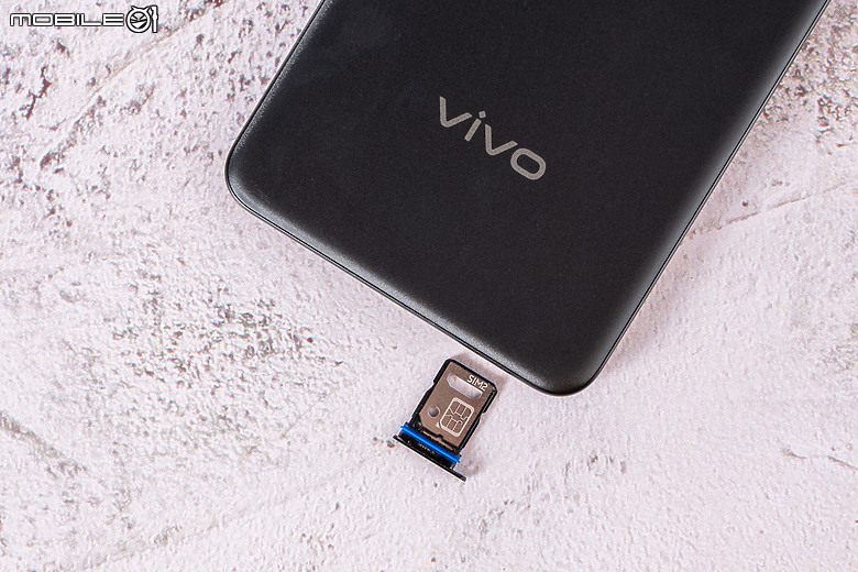 vivo X200 Pro人像深度測試|日夜都好拍、炫光有解方?ft.小米14 Ultra