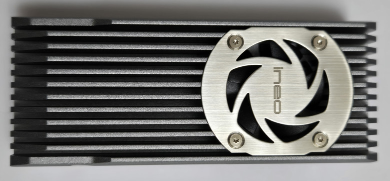 【開箱簡測】ineo C2598 IV Type C M.2 2280 NVMe USB4 外接盒效能簡測 (圖多)