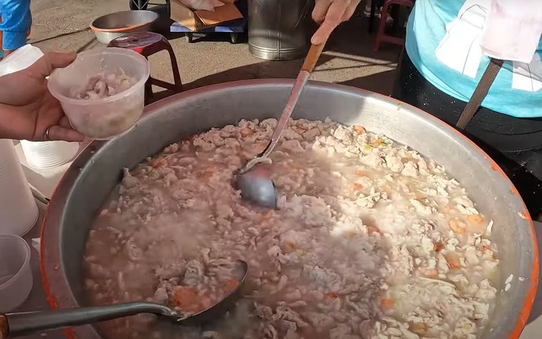 2024 鹿港馬，看看玻璃廟，吃吃在地美食