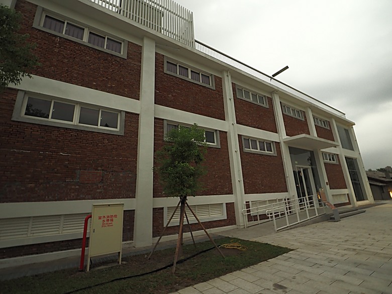 凹子底森林公園之【2024高雄萬聖節-大南瓜你搞怪一起嗨!】、王氏昆仲公園、前鎮之星、高雄捷運凱旋站【星太郎主題車站】、凹子底站【蜜柑站長xㄇㄚˊ幾兔主題車站】,附掛人氣餐廳「醉便宜(高雄延吉店)」 — 高雄捷運與江之電的聯名車站集章活動 — 讓紀念章帶路玩耍去(2)