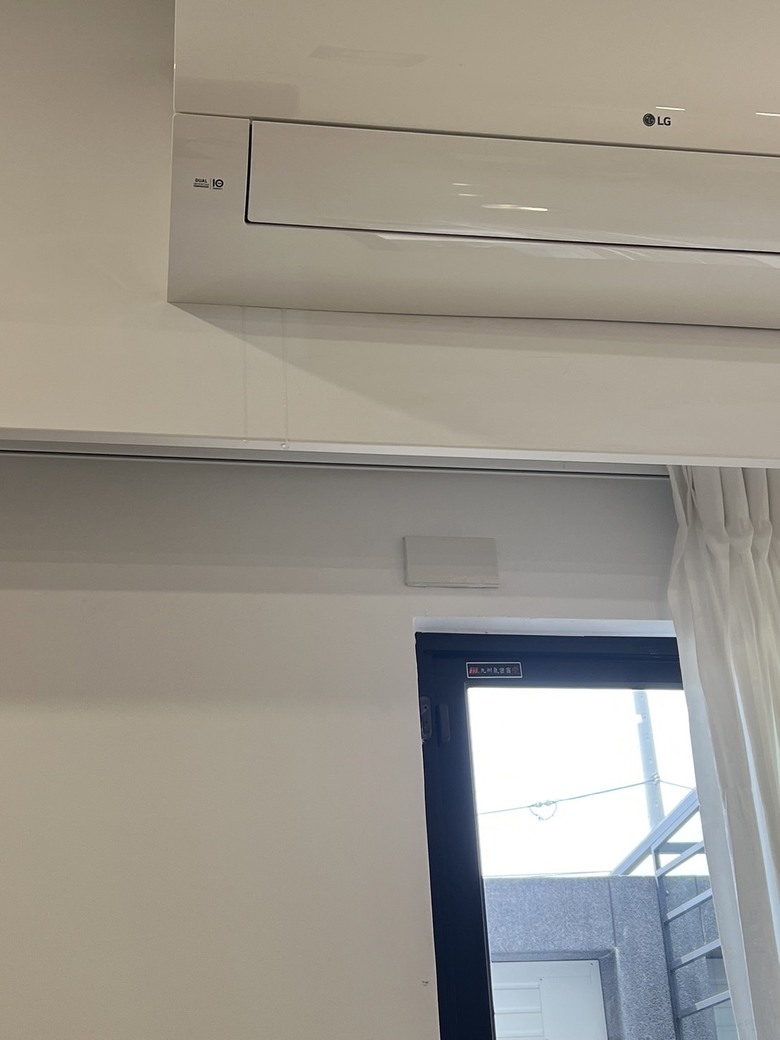 新屋裝潢完，冷氣一直漏水