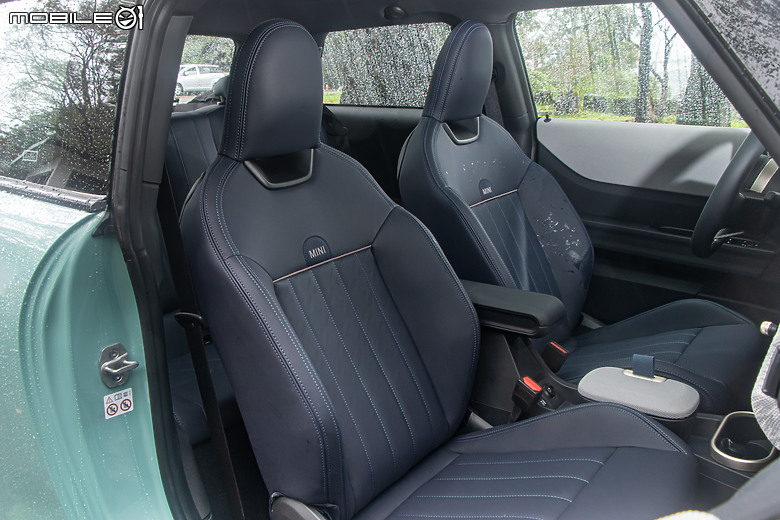 MINI Cooper S 大改款試駕｜處處看得見改變，開起來一樣好玩！