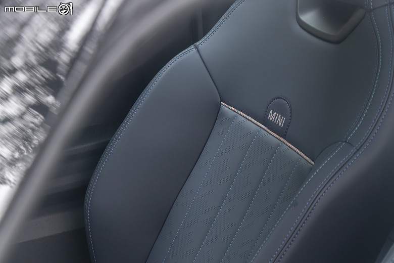 MINI Cooper S 大改款試駕｜處處看得見改變，開起來一樣好玩！