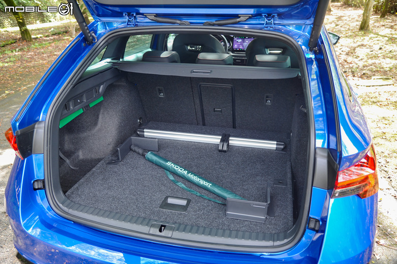 Skoda Octavia Combi RS 小改款試駕|空間機能、性能實力一次到位!