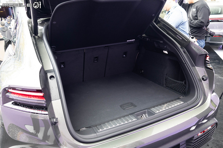 【採訪】Porsche Macan Electric正式上市,四種車型建議售價358萬元起!