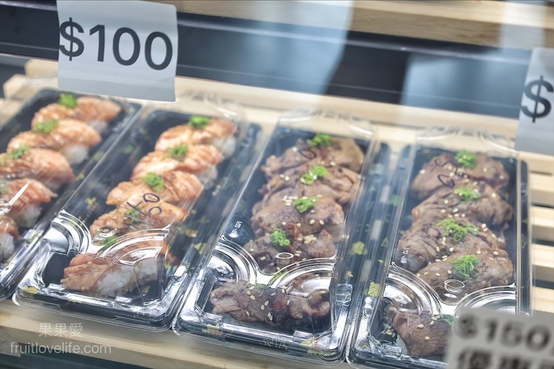 點我看大圖 是水產店也是海產店,餐廳以預約制訂餐,沒有固定菜單,餐點色香味俱全,絕不能錯過先滷後炸的香酥鴨
