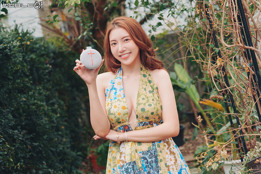點我看大圖 UE EVERBOOM & MINIROLL 可攜式藍牙喇叭|多功便攜取向的隨身音樂夥伴