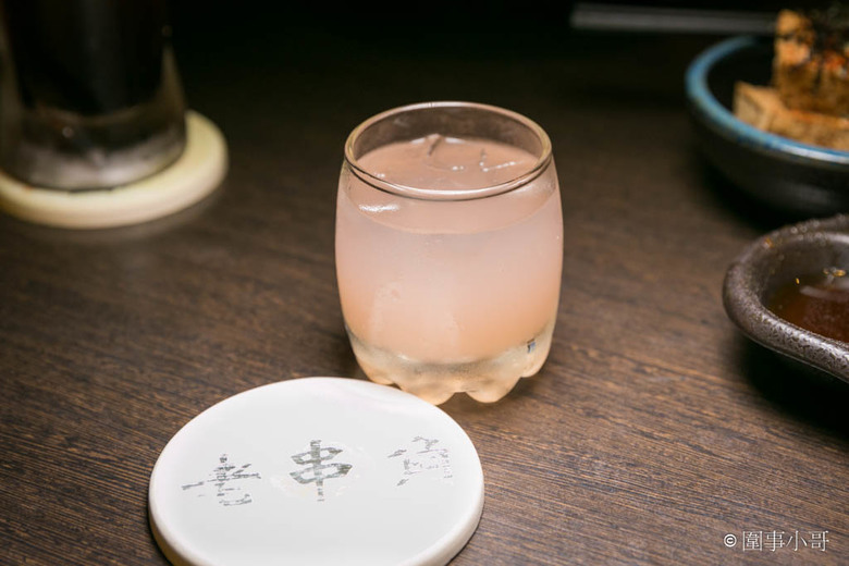 新北新莊大人氣居酒屋！老串角新莊店，超棒的喝酒聊天好去處喔～串烤好吃而且其他菜色也都很美味啊～