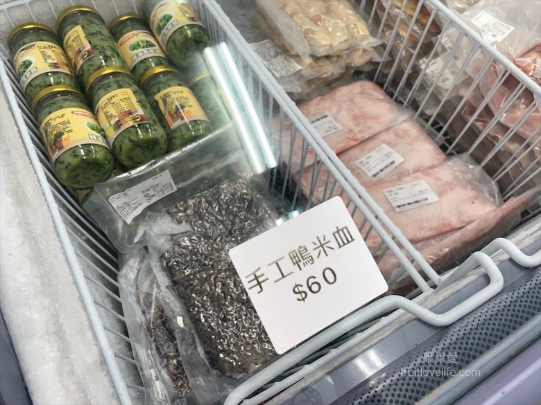 點我看大圖 是水產店也是海產店,餐廳以預約制訂餐,沒有固定菜單,餐點色香味俱全,絕不能錯過先滷後炸的香酥鴨