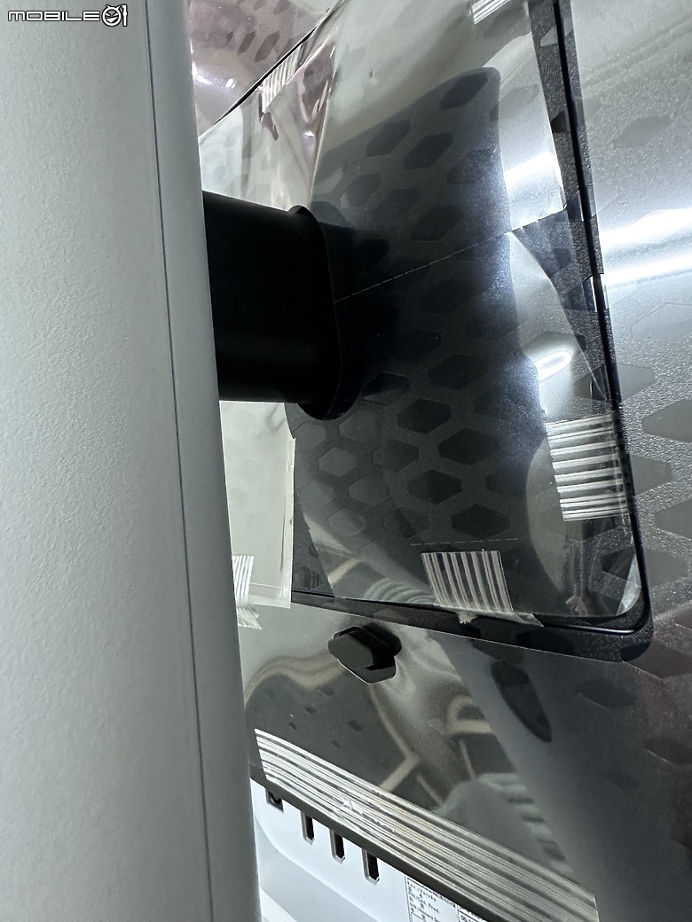 點我看大圖 好大的螢幕 Benq EX321UX 32 吋 4K BenQ MOBIUZ 遊戲護眼螢幕 一週測試