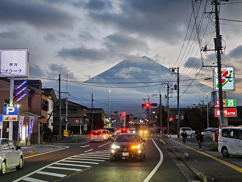 S23 Ultra 鏡頭下的富士山