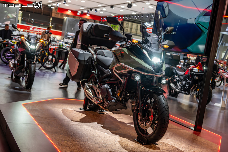 【2024 EICMA】HONDA全新高性能V型三缸渦輪增壓引擎成焦點!兩款電動概念車秀未來展望!