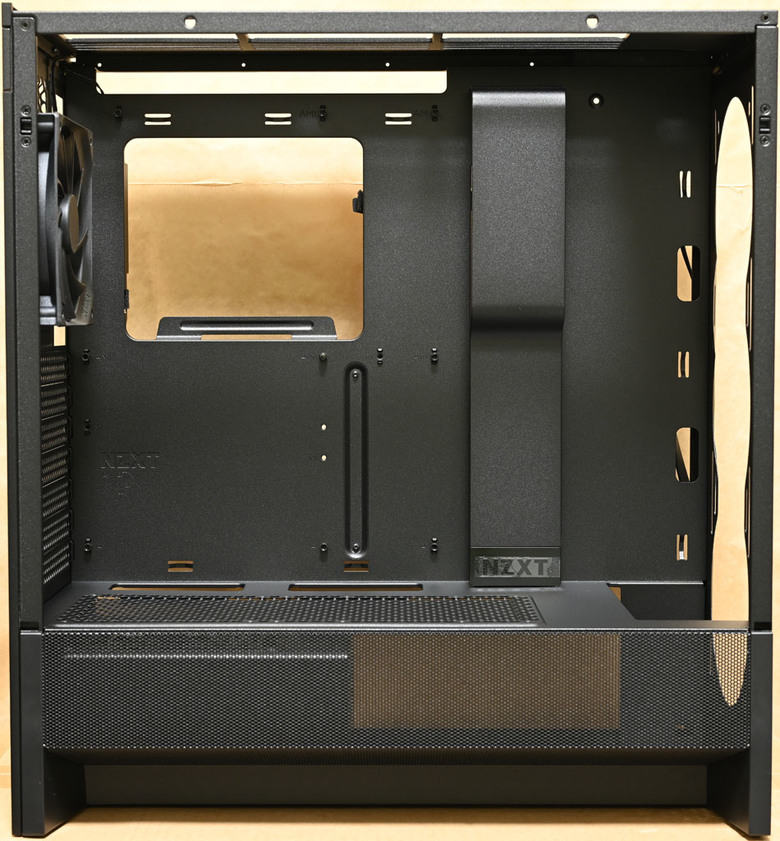 點我看大圖 2024 NZXT H5 FLOW RGB機殼開箱