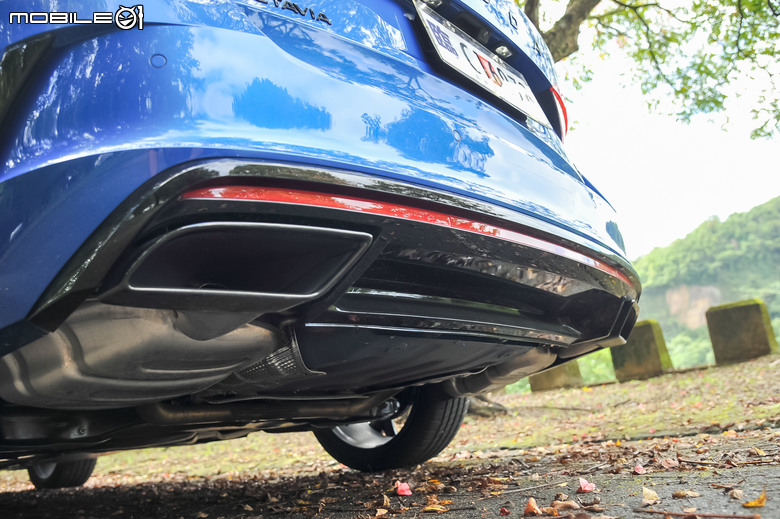 Skoda Octavia Combi RS 小改款試駕|空間機能、性能實力一次到位!