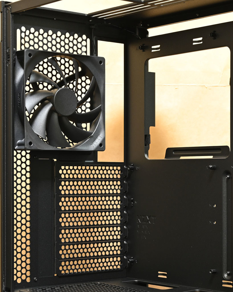 點我看大圖 2024 NZXT H5 FLOW RGB機殼開箱