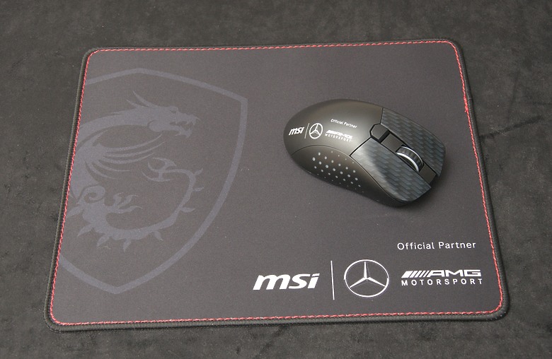 夢幻逸品MSIxMercedes-AMG聯名款筆電開箱紀錄