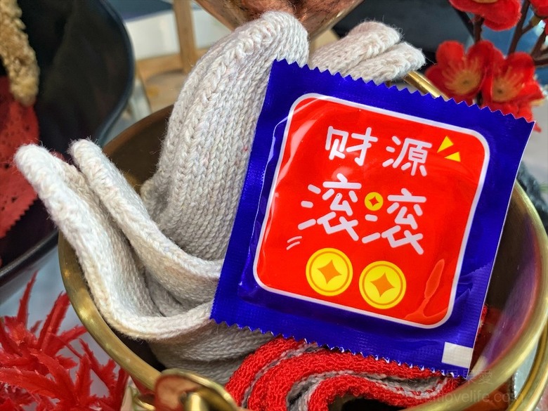 點我看大圖 是水產店也是海產店,餐廳以預約制訂餐,沒有固定菜單,餐點色香味俱全,絕不能錯過先滷後炸的香酥鴨