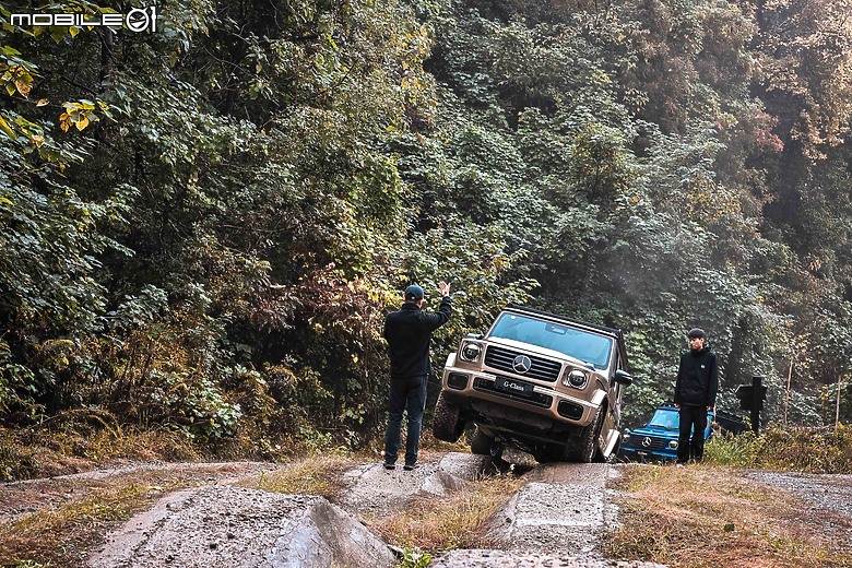 駕著Mercedes-Benz G-Class在紹興體驗中心大玩越野|成為讓人羨慕的5%車主之一吧