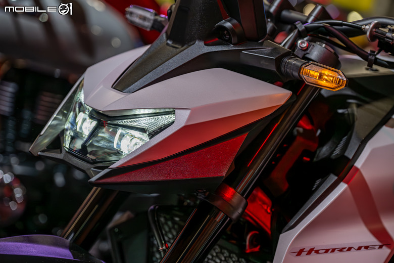 【2024 EICMA】HONDA全新高性能V型三缸渦輪增壓引擎成焦點！兩款電動概念車秀未來展望！
