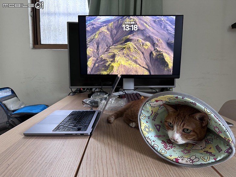 點我看大圖 好大的螢幕 Benq EX321UX 32 吋 4K BenQ MOBIUZ 遊戲護眼螢幕 一週測試