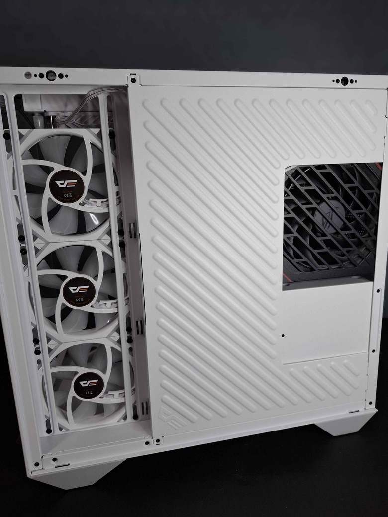 終極CP之王！大飛DY470機殼+DN360s白帥帥開箱介紹！