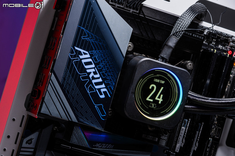 Gigabyte Z890 AORUS MASTER 主機板開箱 以海量周邊連接與 AI 超頻輔助功能打造全方位平台