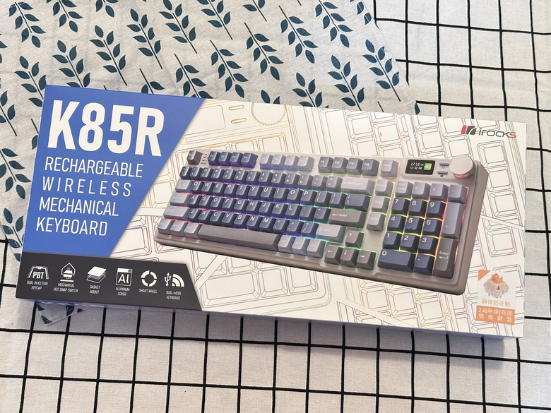 微開箱irocks K85R極光藍 無線機械鍵盤
