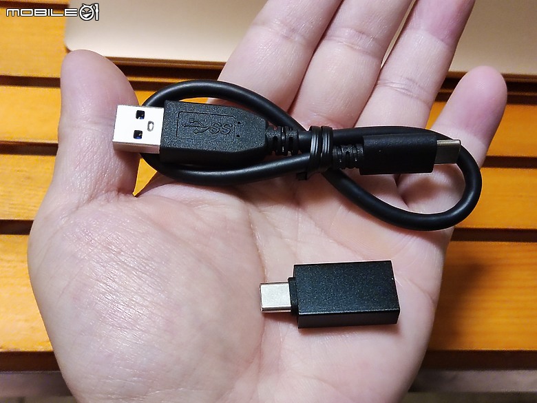 【 體驗分享 】就是快、就是穩、就是紅！ Kingston XS1000R 外接式固態硬碟超 Chill 試用！