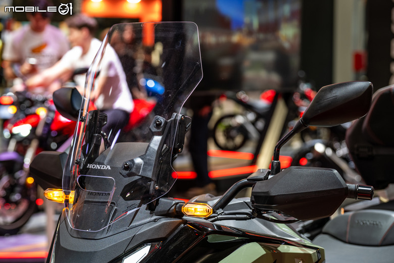 【2024 EICMA】HONDA全新高性能V型三缸渦輪增壓引擎成焦點！兩款電動概念車秀未來展望！