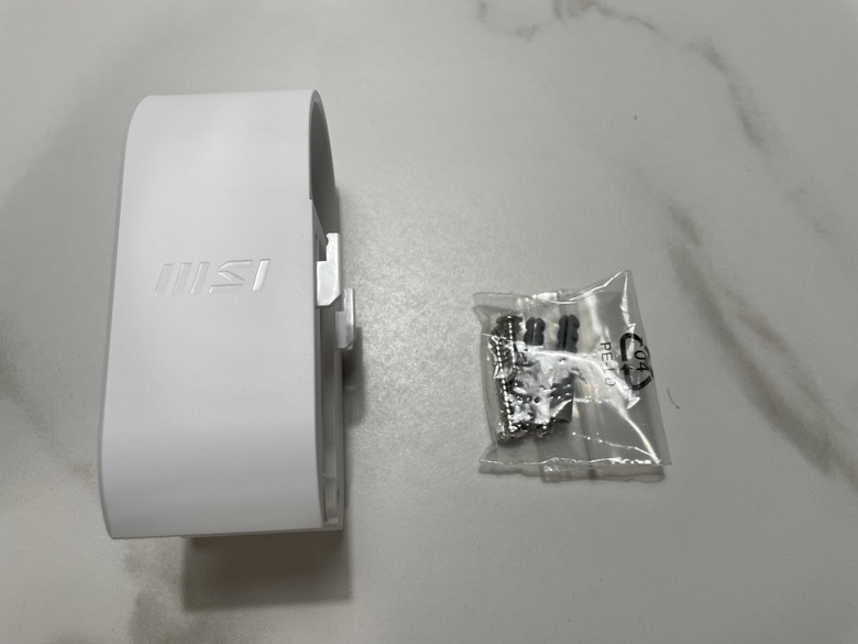 WiFi 7時代來臨！MSI Roamii BE Lite開箱：極速飆網 + 全方位防護，打造新一代智慧家庭
