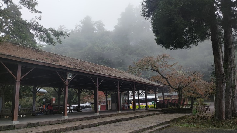 點我看大圖 【遊記】夸父逐日想跑贏太陽,大漠逐日是想看日出,阿里山國家森林遊樂區 (祝山線) - 大漠國渡