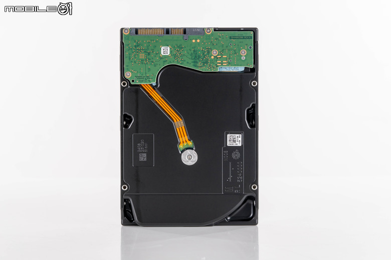 Seagate IronWolf Pro 24TB NAS 硬碟實測 以穩健姿態提供更大儲存空間