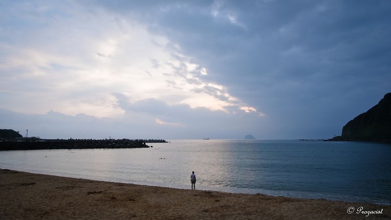 蜿蜒的外木山海岸線