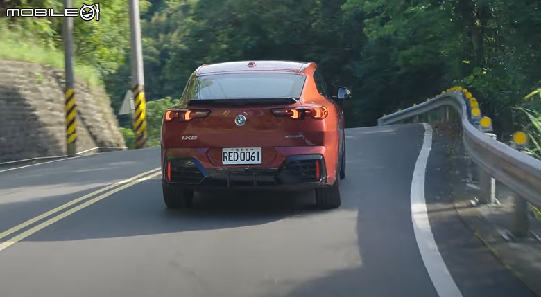 【影音試駕】BMW iX2，除了空間的超值之選！