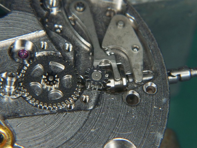 自娛玩修錶 - Hamilton Electric "Nautilus 500" 電動錶 (cal. 505)