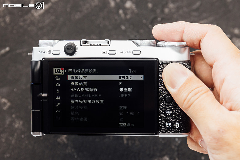 Fujifilm X-M5 開箱體驗｜「期」貨可居、想當富家子弟談何容易？！