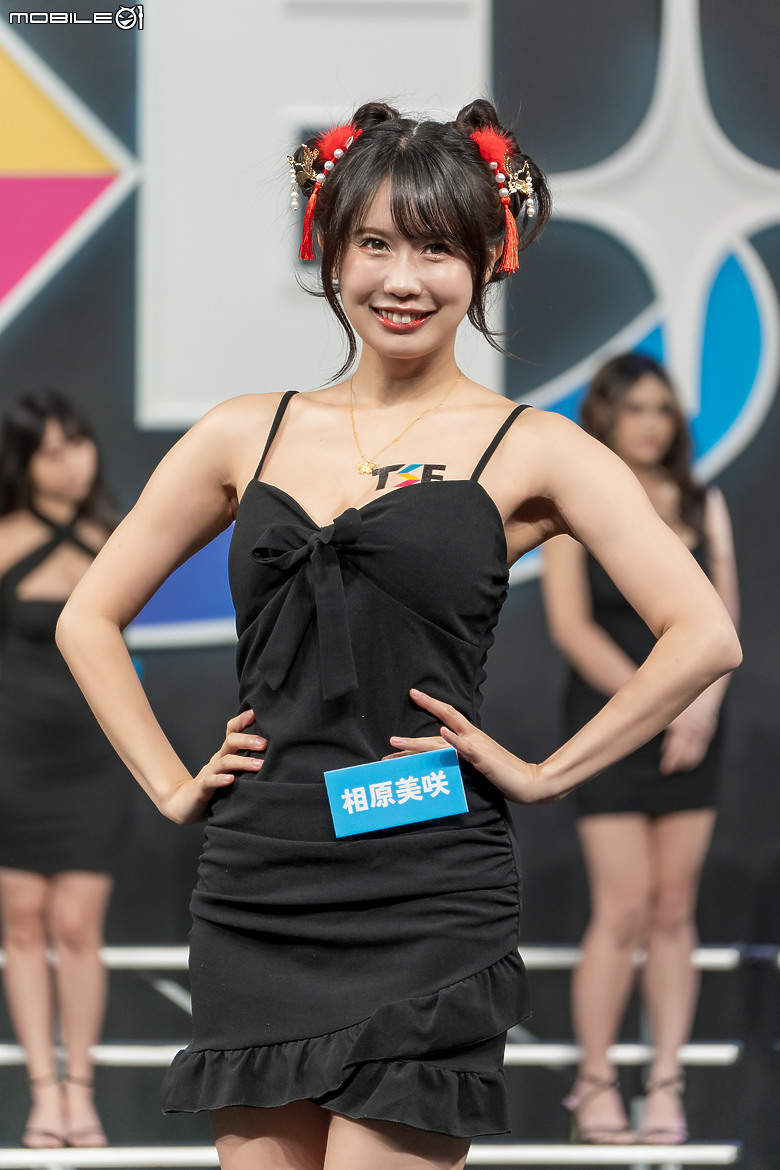 2024 TSE 台灣寫真博覽會學服祭直擊｜多國寫真女神夢幻合體、養眼福利大放送！
