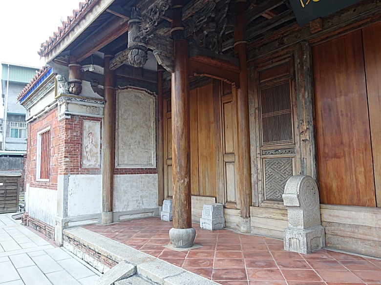 鳳儀書院、鳯山龍山寺、鳯邑城隍廟、鳳山縣新城殘蹟、曹公廟、鳳山教會 — 2024年末鳳山快閃訪古行旅紀錄