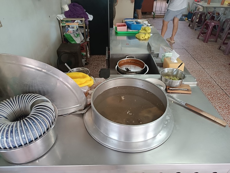 【小惡魔畫蛇添福】阿明豬心冬粉、福記肉圓 、阿鱔師鱔魚意麵，附掛文化景點之國定古蹟 — 台南地方法院、南廠代天府保安宮、藍晒圖文創園區 — 臺南美食分享 第二彈