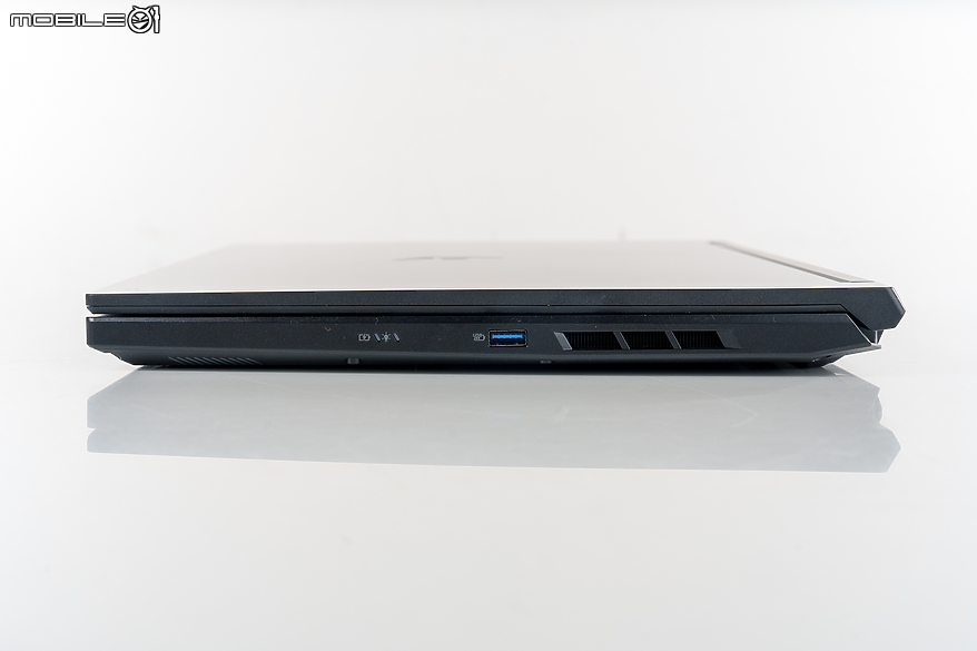 Acer Nitro V 16 Intel 實測報告｜入門級 AI 電競筆電的超值之選