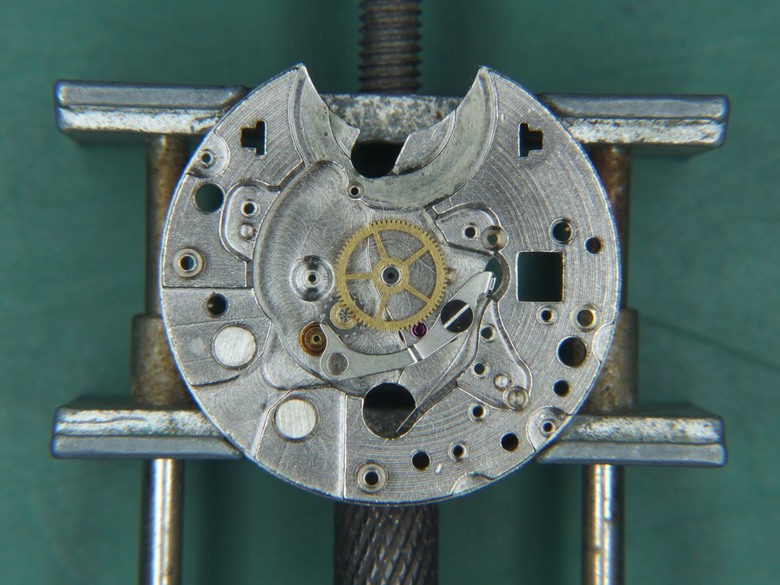 自娛玩修錶 - Hamilton Electric "Nautilus 500" 電動錶 (cal. 505)