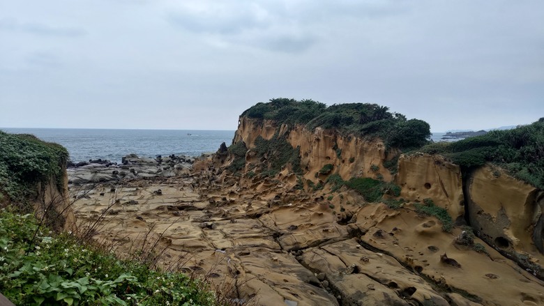點我看大圖 【遊記】「雞籠」不是「基隆」,最早的「雞籠」是一座島,和平島地質公園 - 大漠國渡