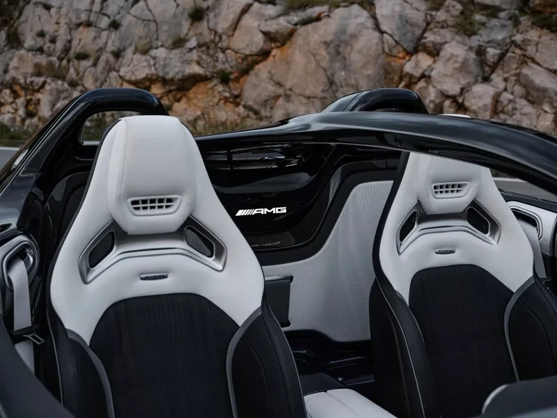 奔放不羈!Mercedes-AMG PureSpeed 跑車挾 F1光環震撼登場