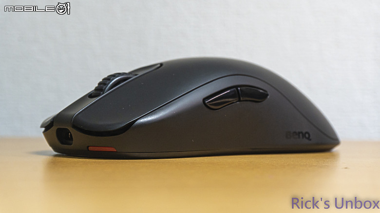 點我看大圖 【開箱】經典FK無線4K輕量化 | ZOWIE FK2-DW ft. ZOWIE G-SR-III